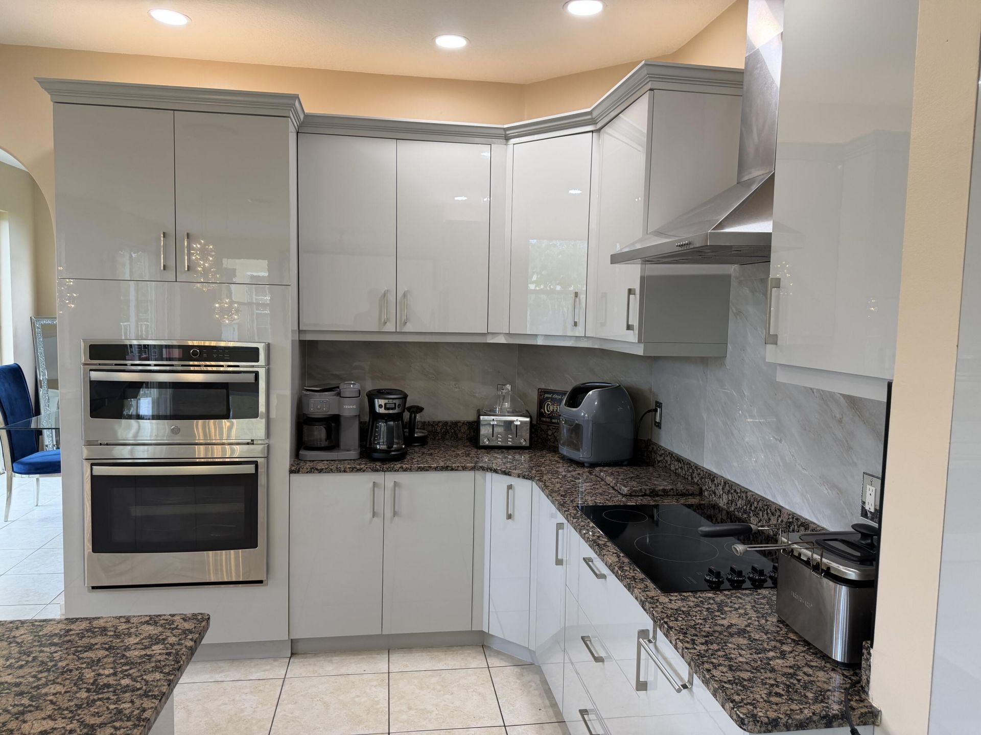 2243 Ridgewood Circle, Royal Palm Beach, FL 33411 Photo