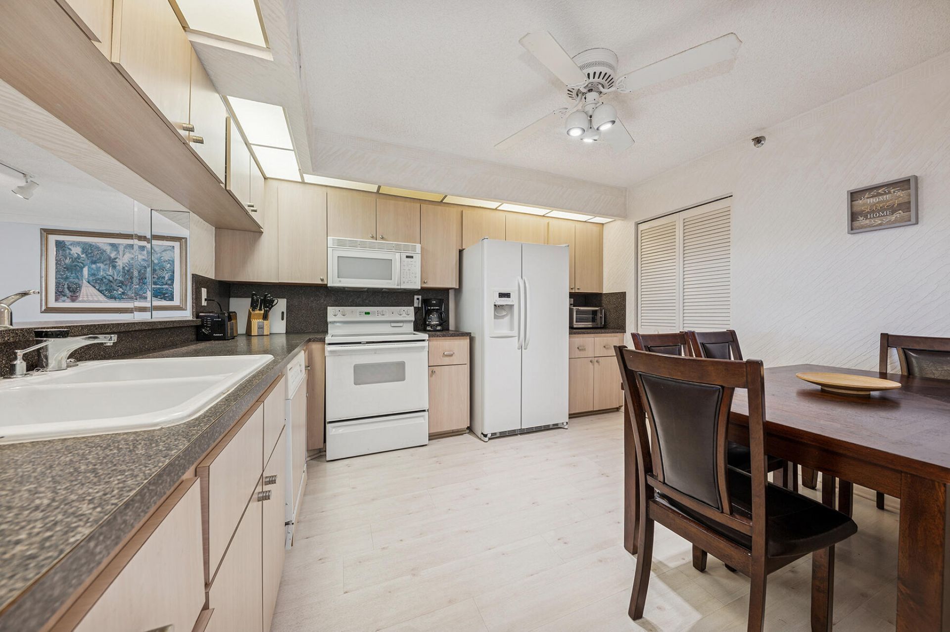 3400 S Ocean Boulevard, Unit 4h, Highland Beach, FL 33487 Photo
