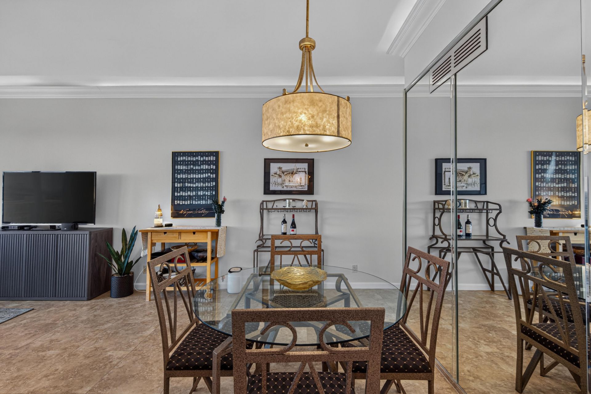1 Las Olas Circle, Unit 1507, Fort Lauderdale, FL 33316 Photo