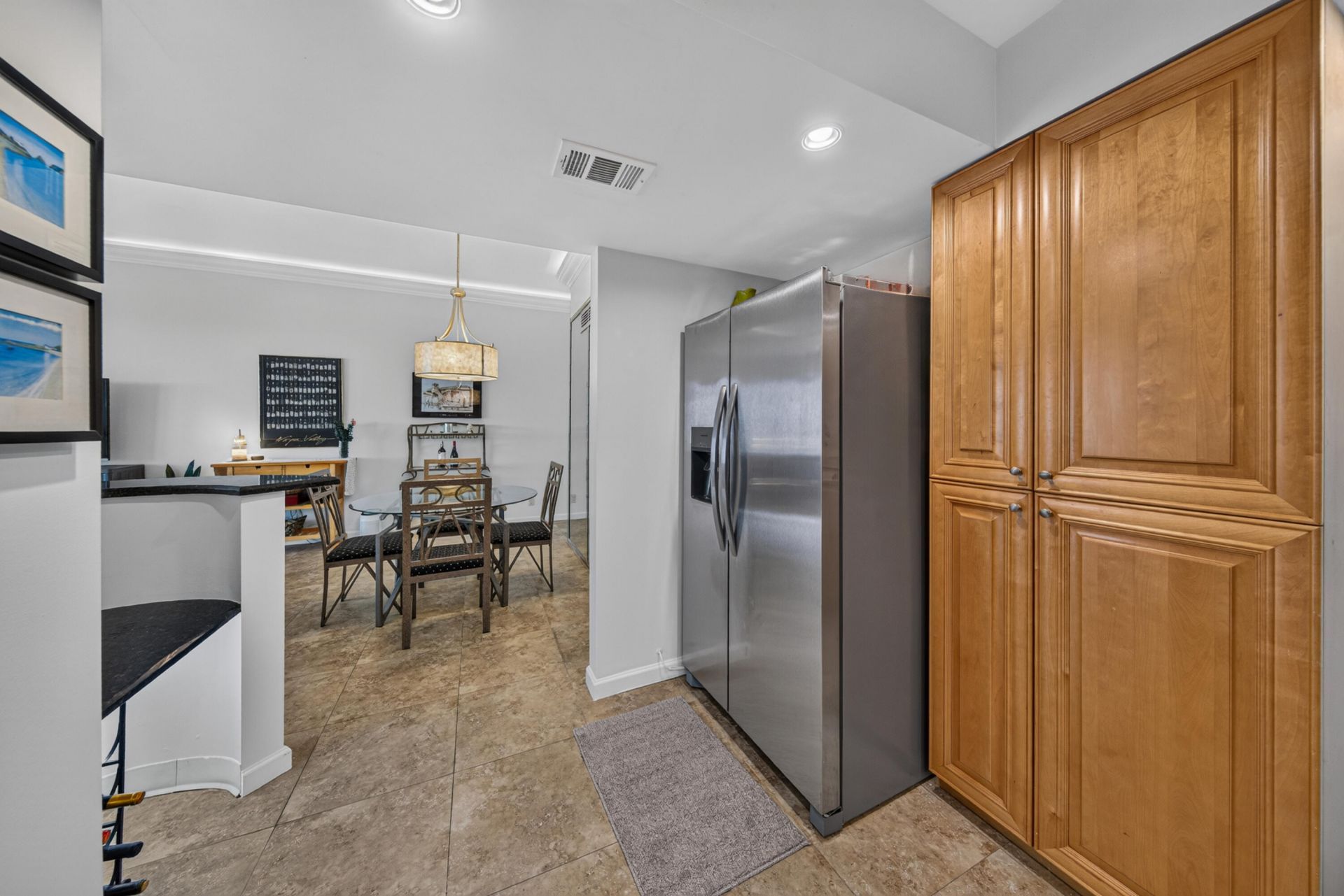 1 Las Olas Circle, Unit 1507, Fort Lauderdale, FL 33316 Photo