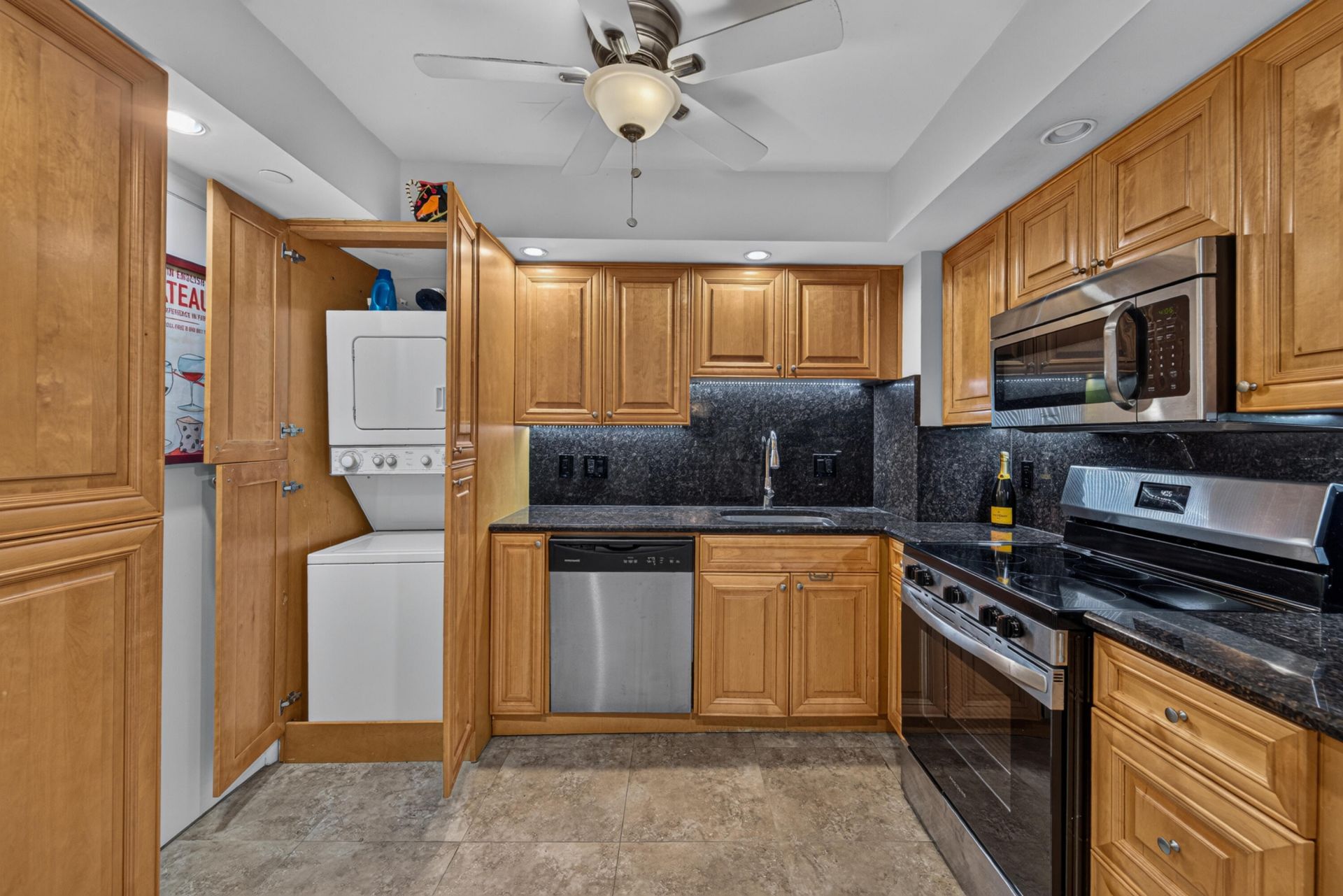 1 Las Olas Circle, Unit 1507, Fort Lauderdale, FL 33316 Photo