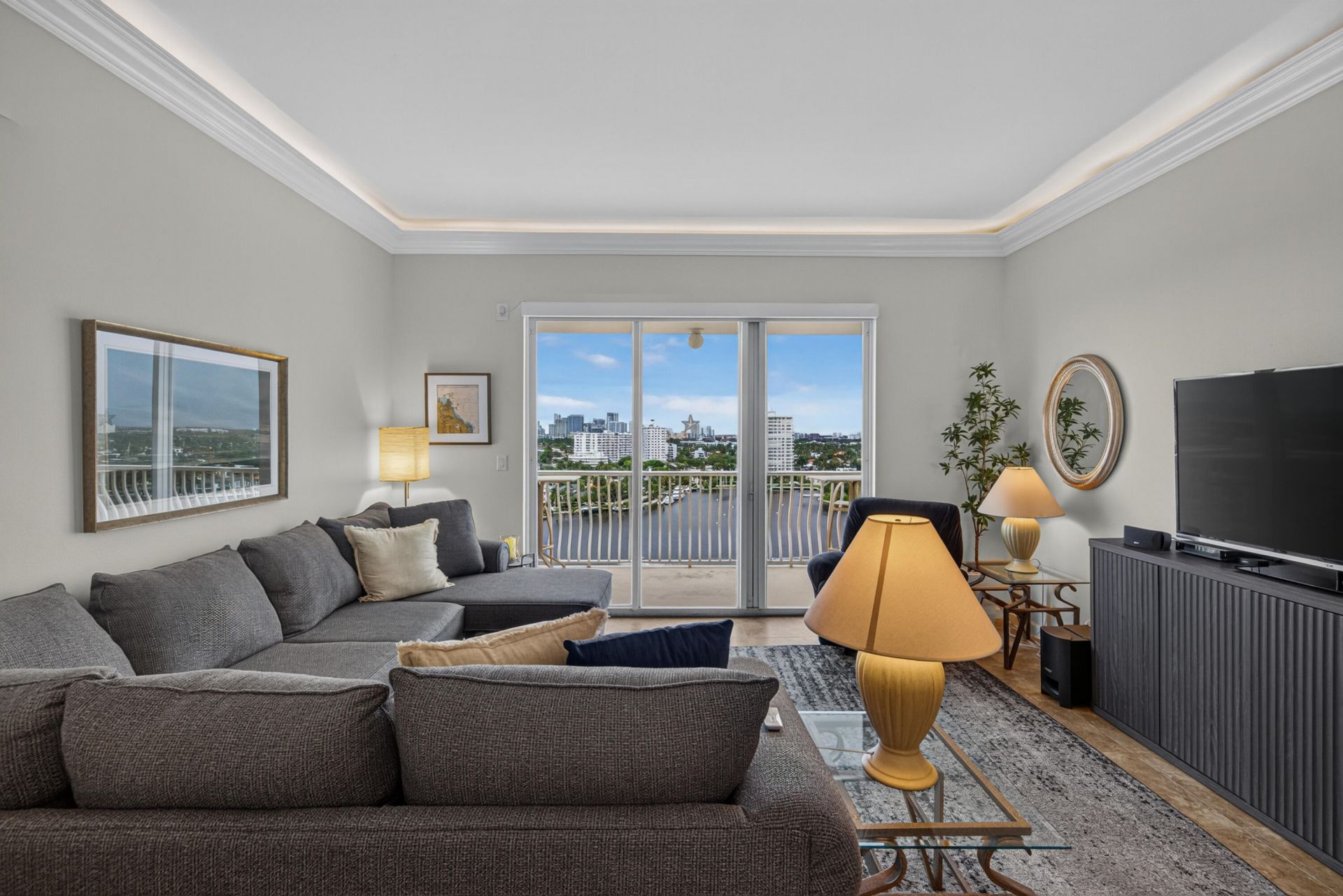 1 Las Olas Circle, Unit 1507, Fort Lauderdale, FL 33316 Photo