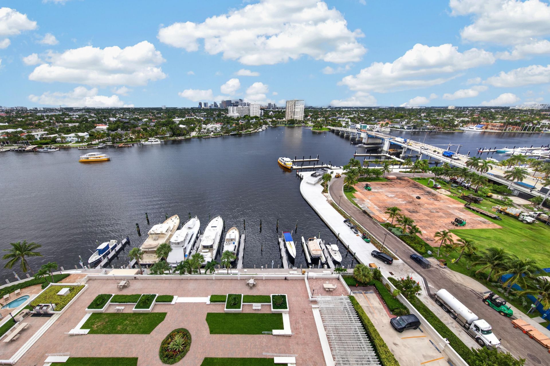 1 Las Olas Circle, Unit 1507, Fort Lauderdale, FL 33316 Photo