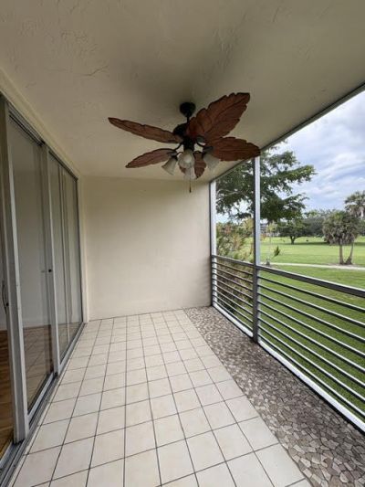 3800 Oaks Clubhouse Drive, Unit 211, Pompano Beach, FL 33069 Photo