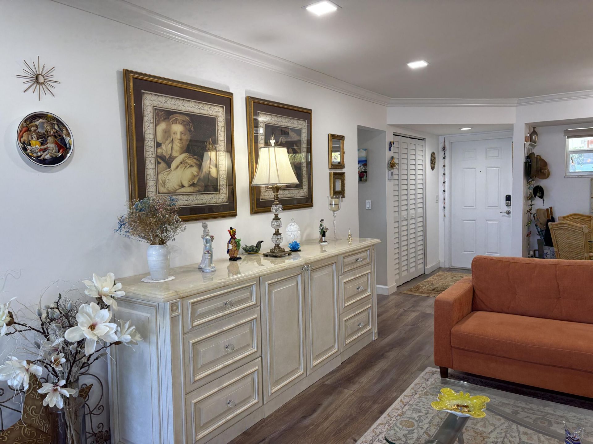 10 Colonial Club Drive, Unit 305, Boynton Beach, FL 33435 Photo