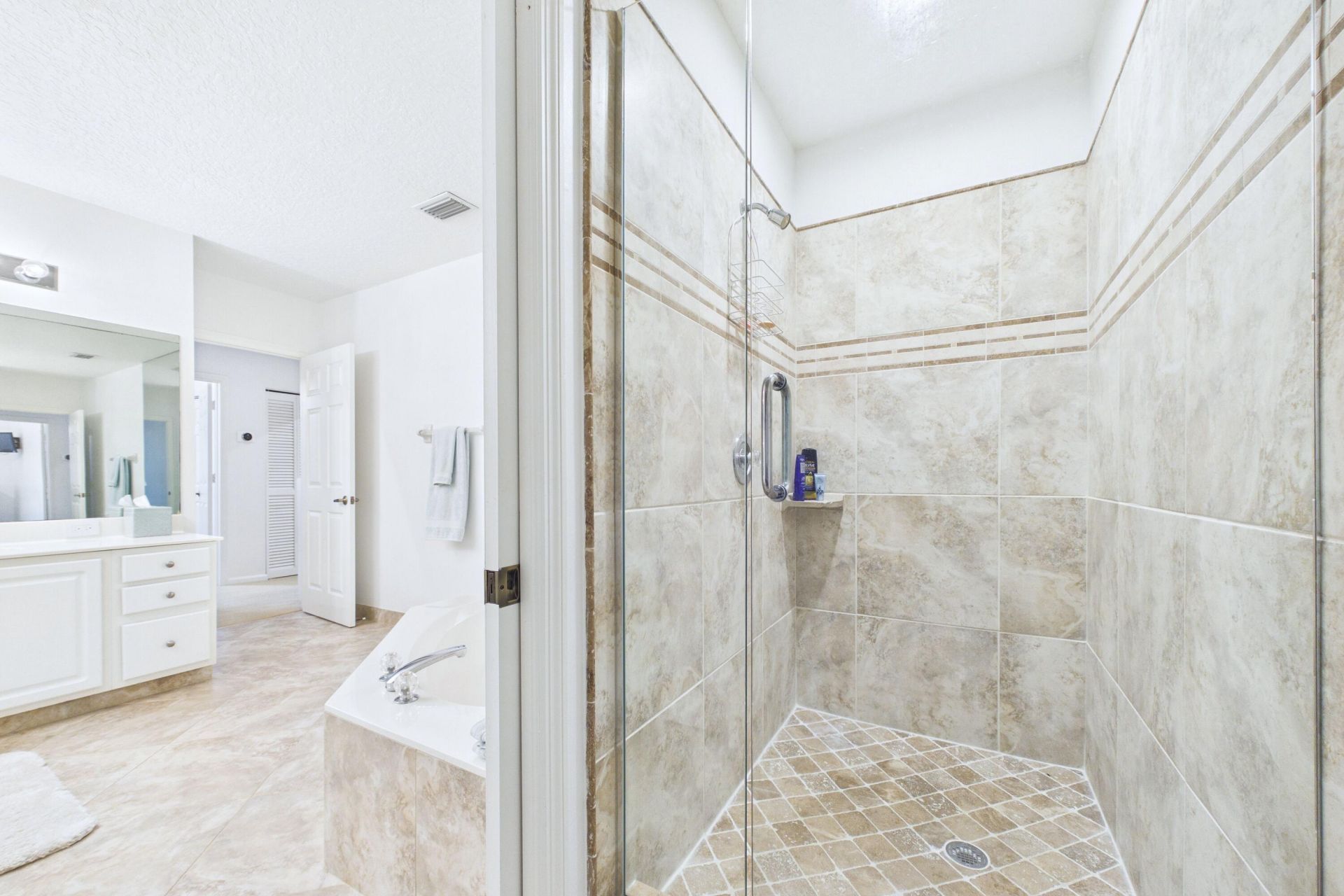 412 Coral Cove Drive, North Palm Beach, FL 33408 Photo