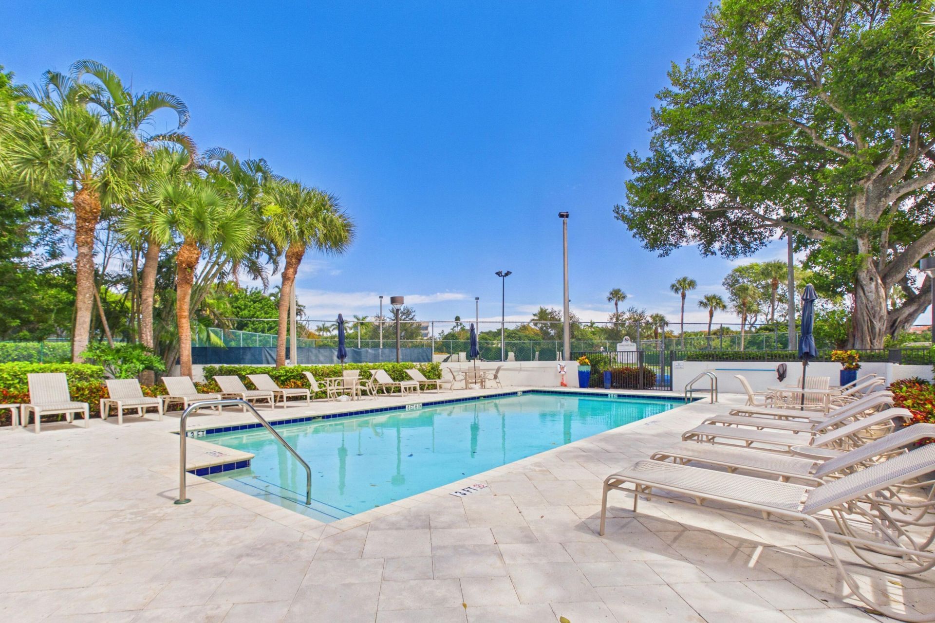412 Coral Cove Drive, North Palm Beach, FL 33408 Photo