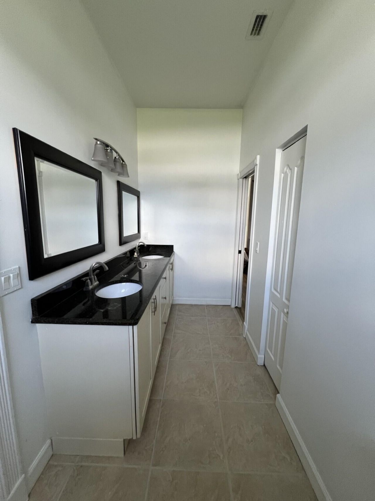 5135 NW Aljo Circle, Port Saint Lucie, FL 34986 Photo