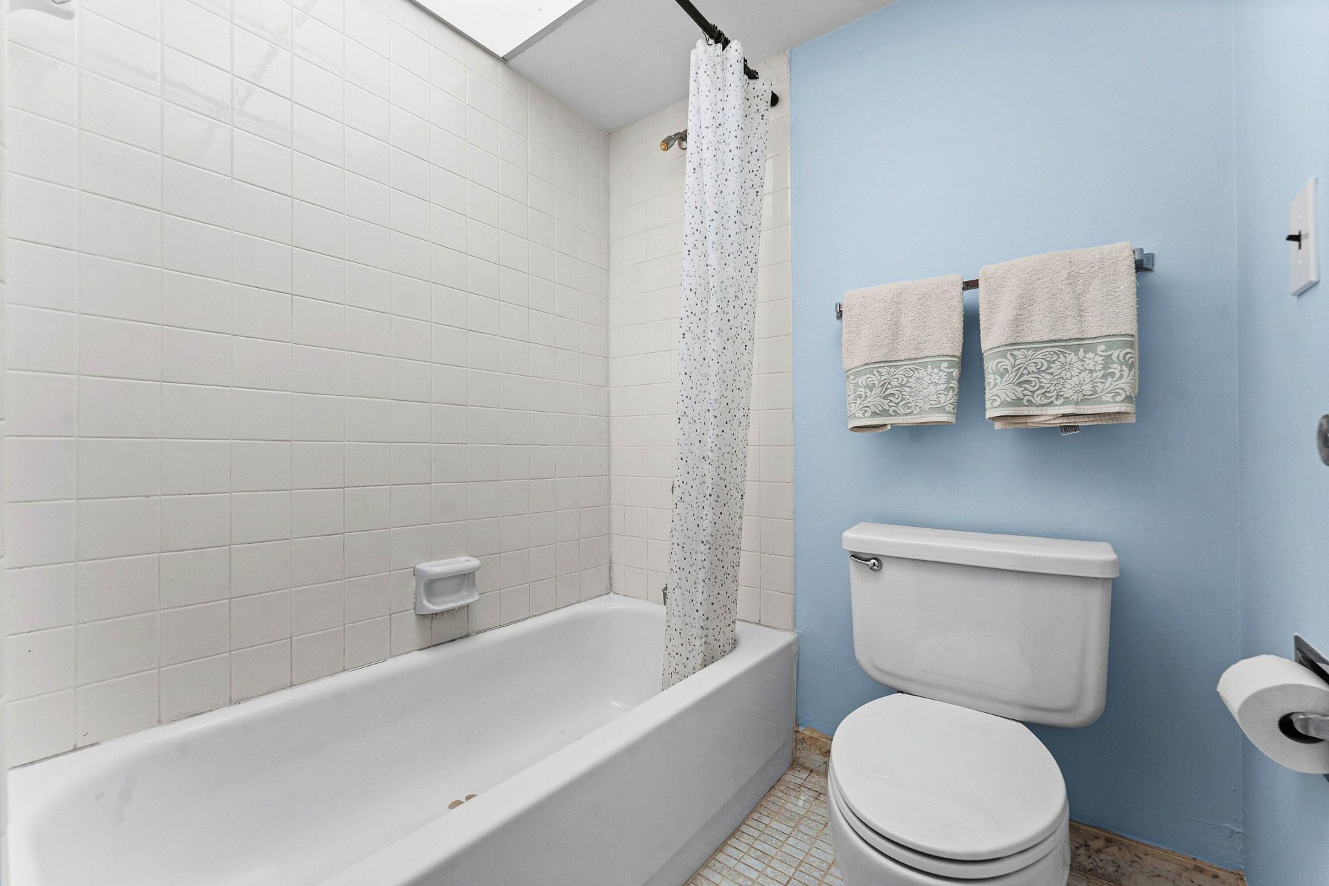8 N Royal Palm Way, Unit 6040, Boca Raton, FL 33432 Photo