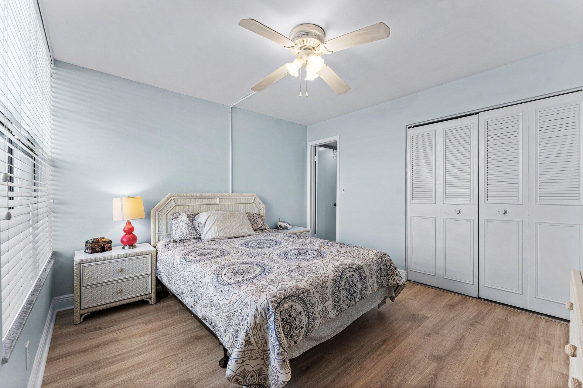 8 N Royal Palm Way, Unit 6040, Boca Raton, FL 33432 Photo