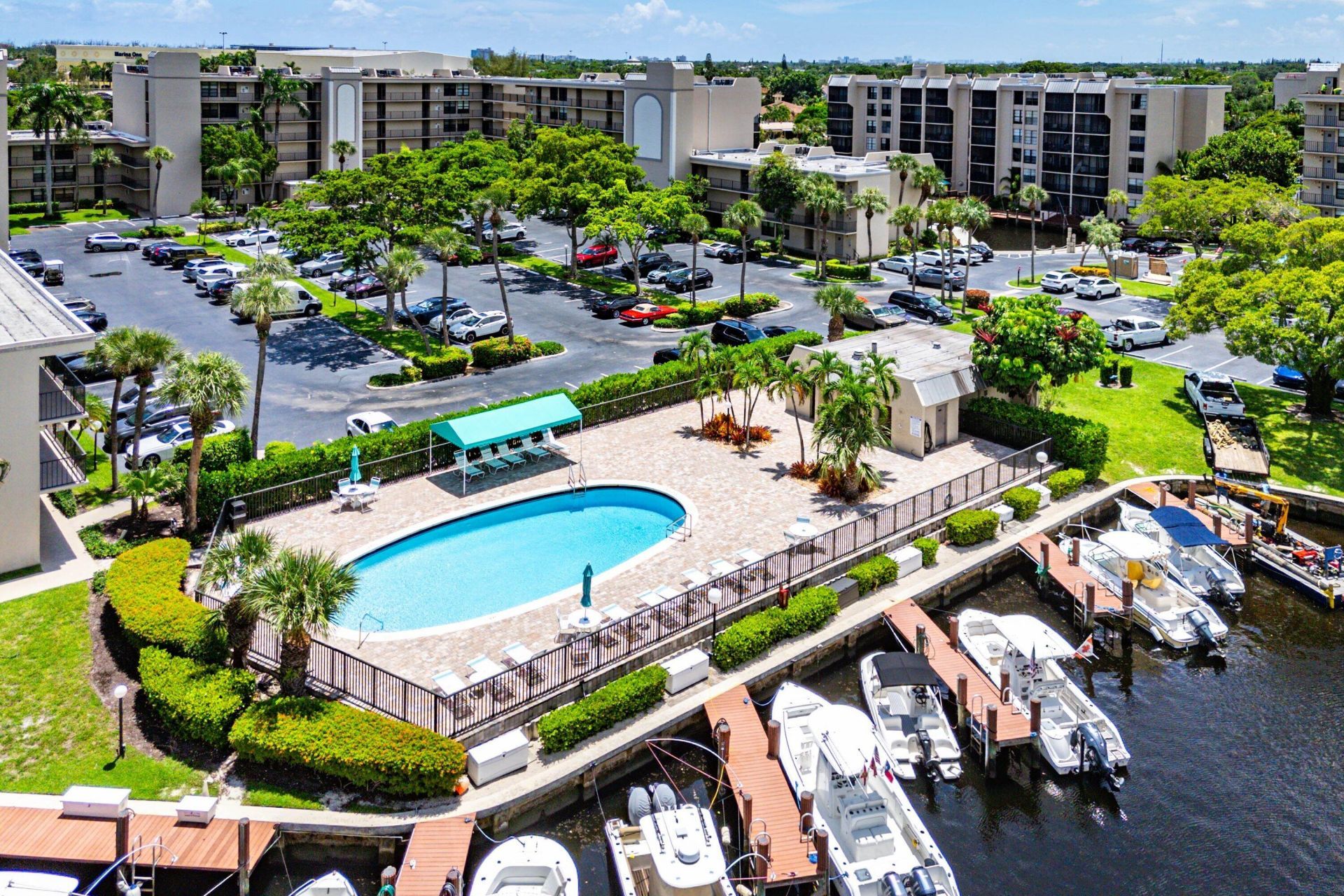 8 N Royal Palm Way, Unit 6040, Boca Raton, FL 33432 Photo