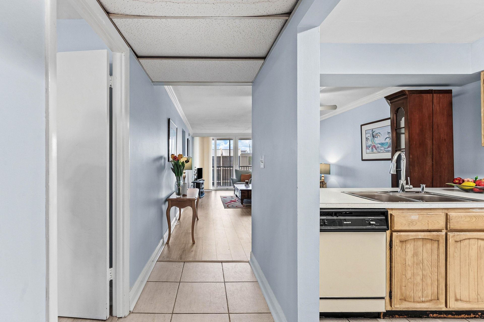8 N Royal Palm Way, Unit 6040, Boca Raton, FL 33432 Photo