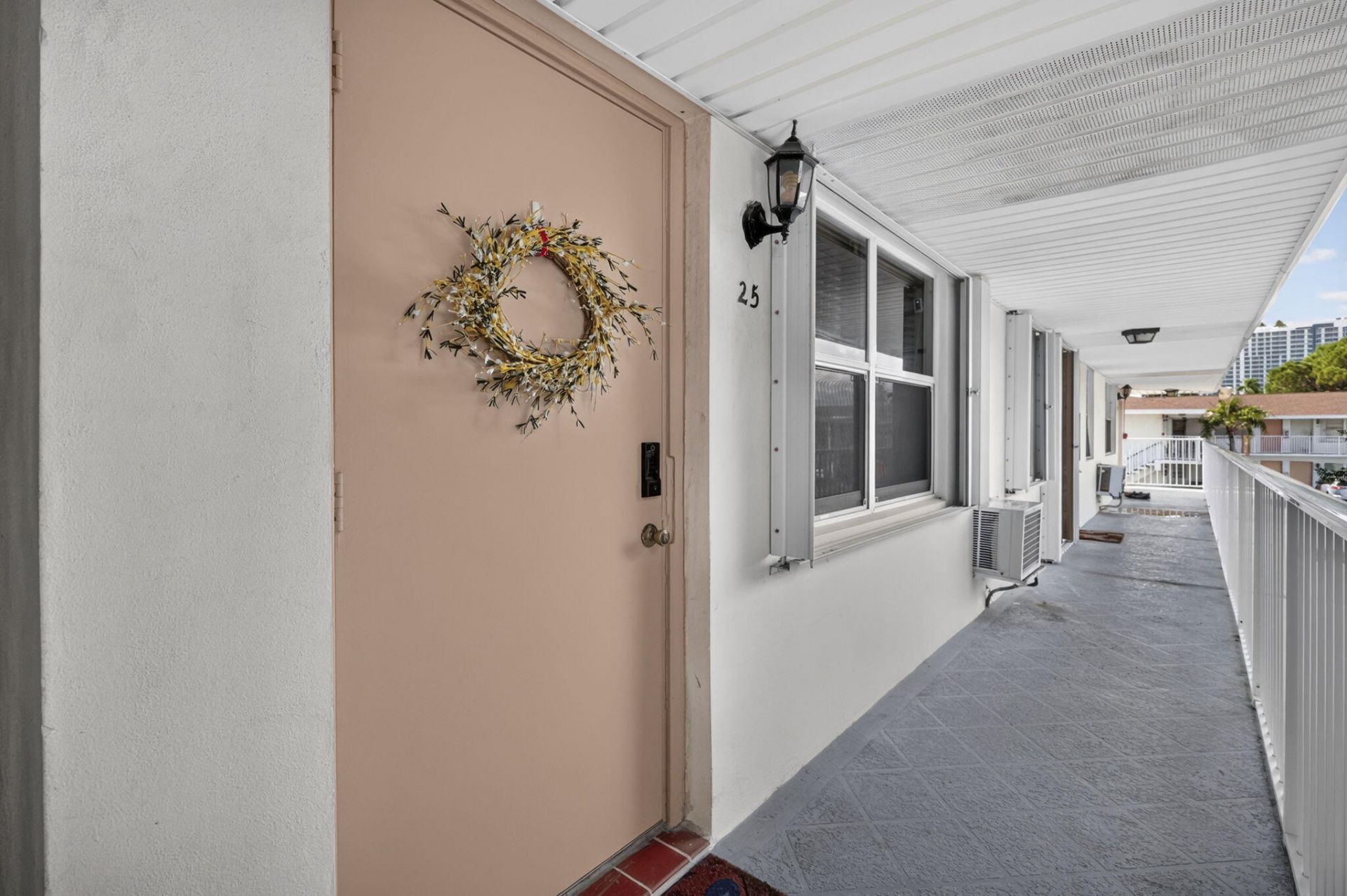810 Lake Shore Drive, Unit 25, Lake Park, FL 33403 Photo