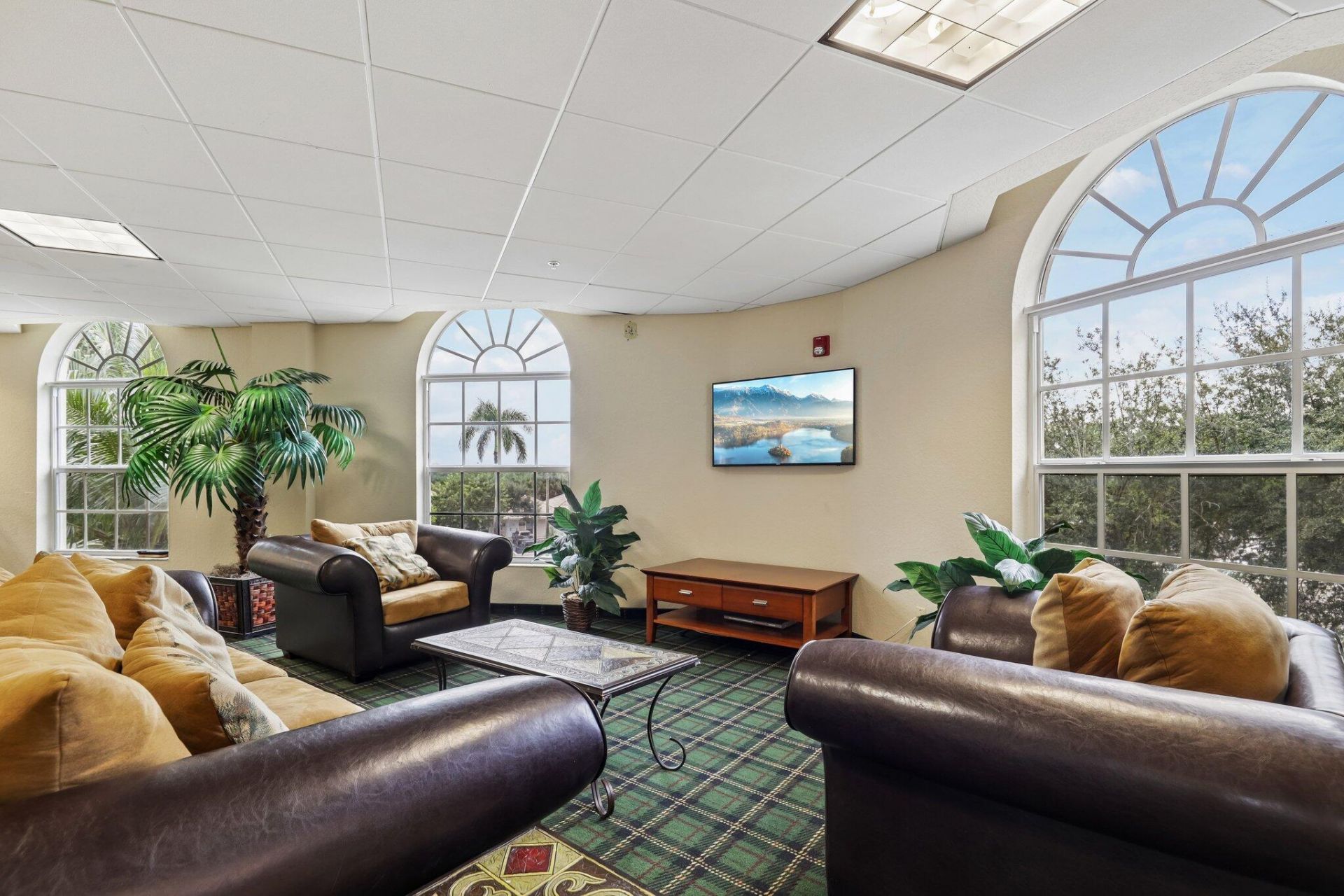 1620 Presidential Way, Unit 310, West Palm Beach, FL 33401 Photo