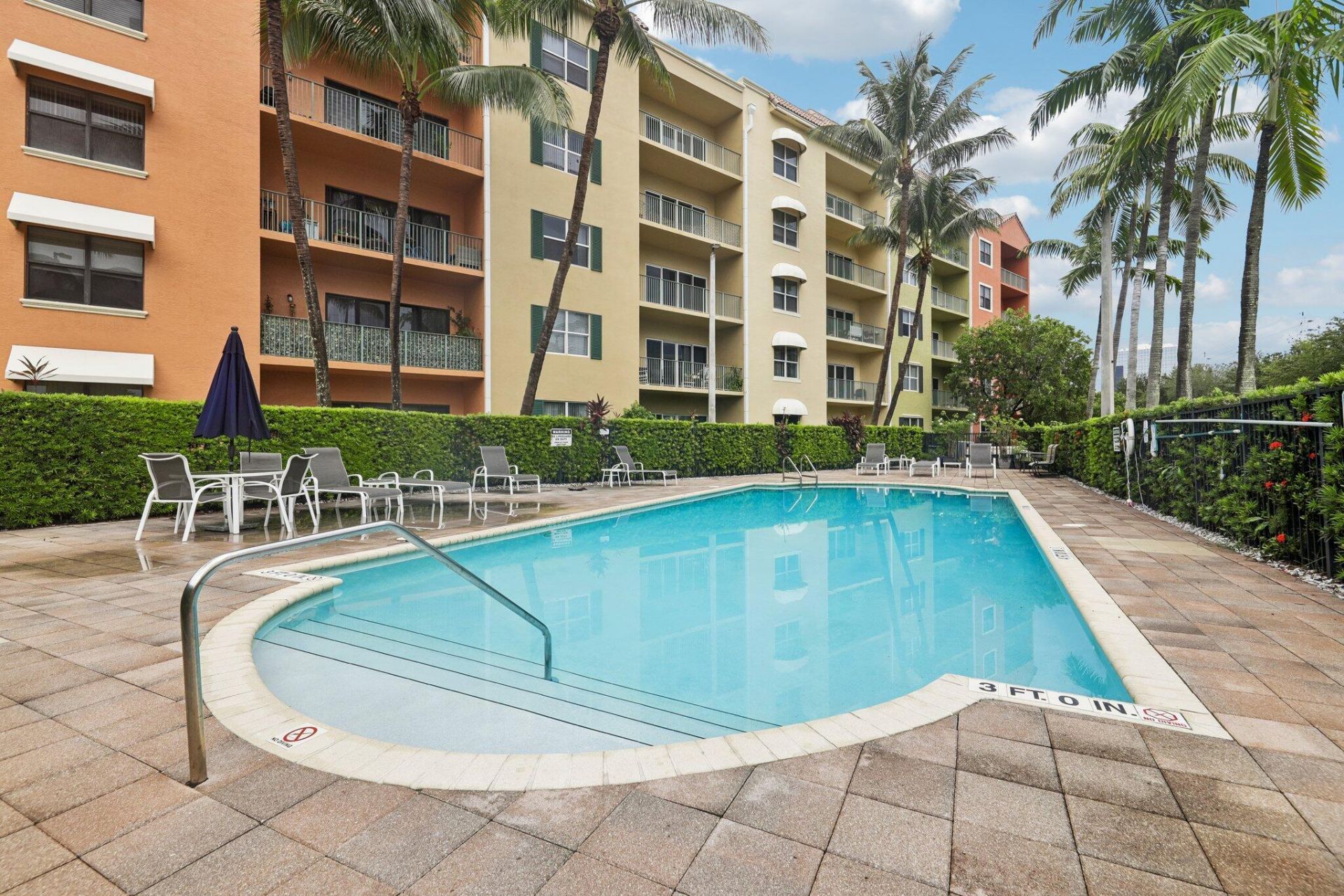 1620 Presidential Way, Unit 310, West Palm Beach, FL 33401 Photo