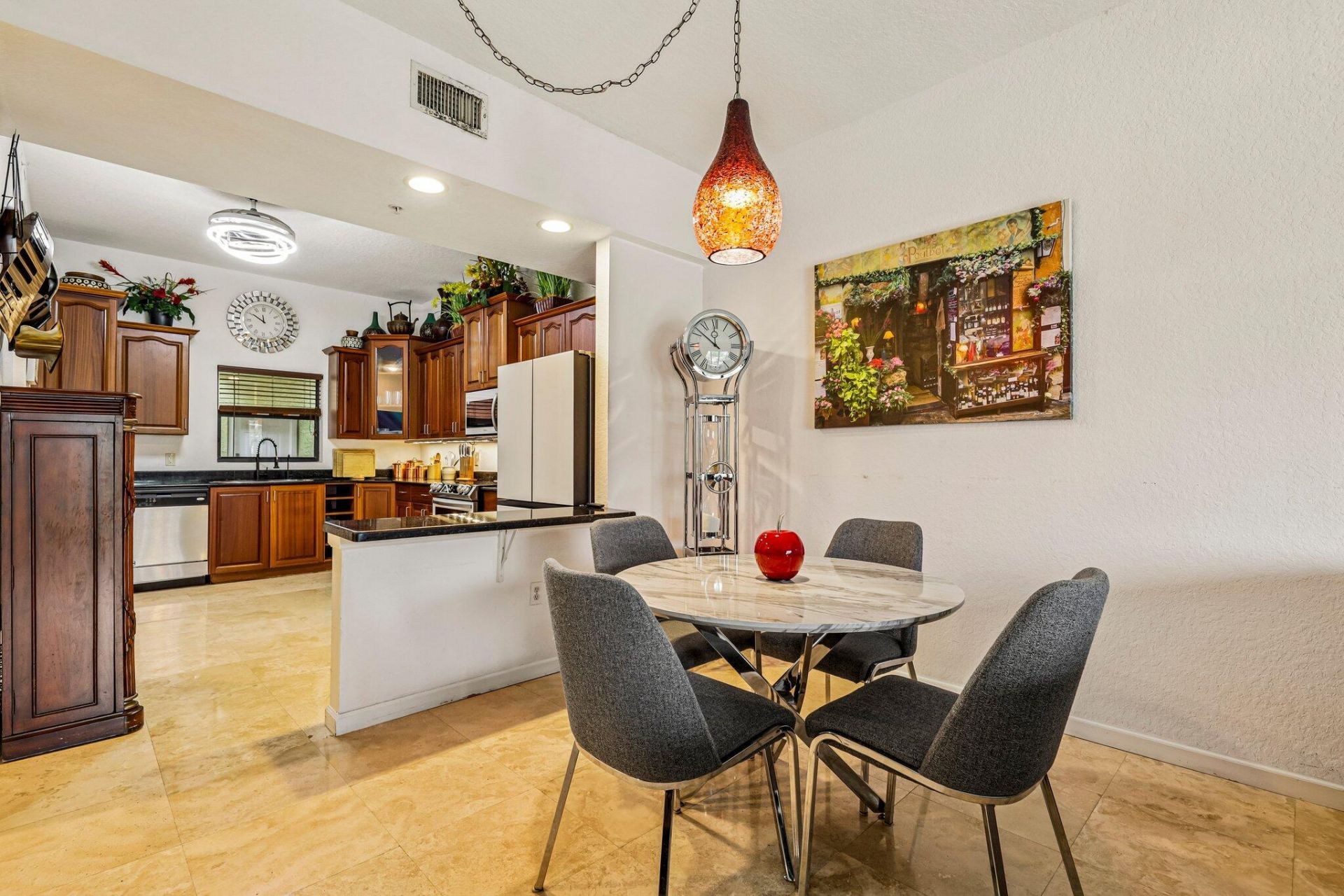 1620 Presidential Way, Unit 310, West Palm Beach, FL 33401 Photo