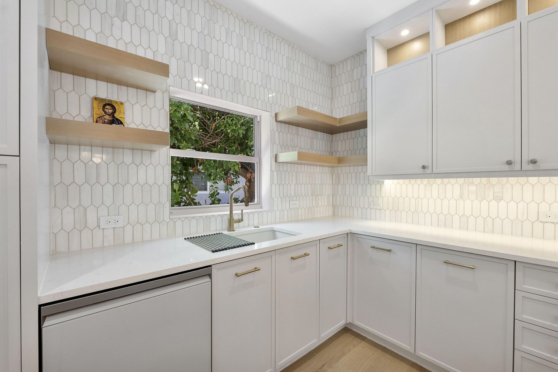 303 SW 14th Place, Boca Raton, FL 33432 Photo