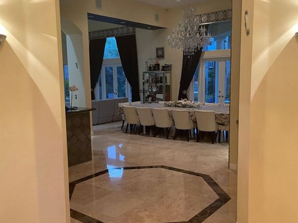 5532 ESTATE OAK Circle, Hollywood, FL 33312