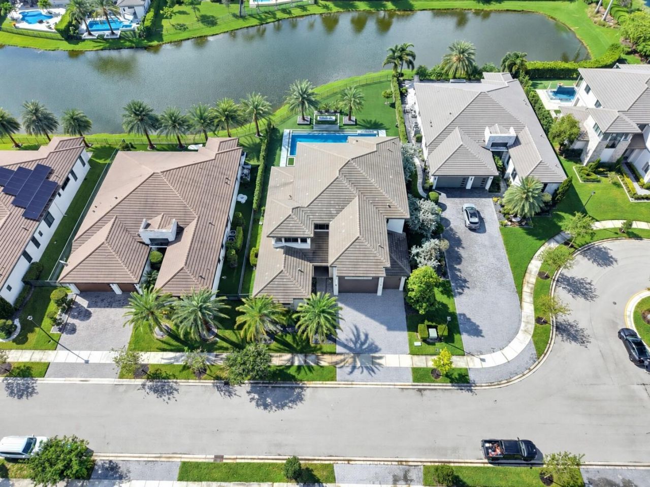 10910 Estuary Drive, Parkland, FL 33076 Photo