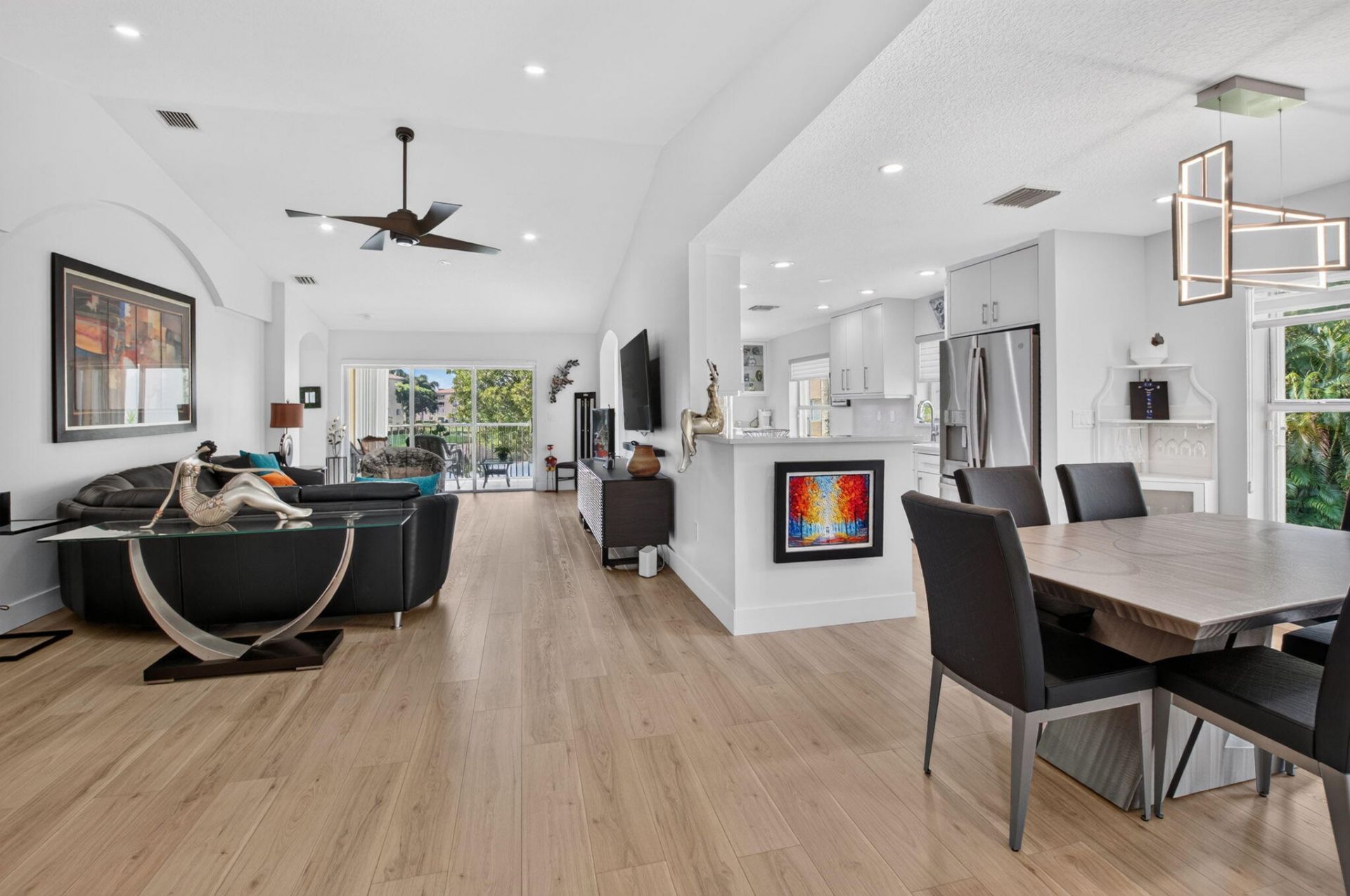 12467 Crystal Pointe Drive, Unit 202, Boynton Beach, FL 33437 Photo