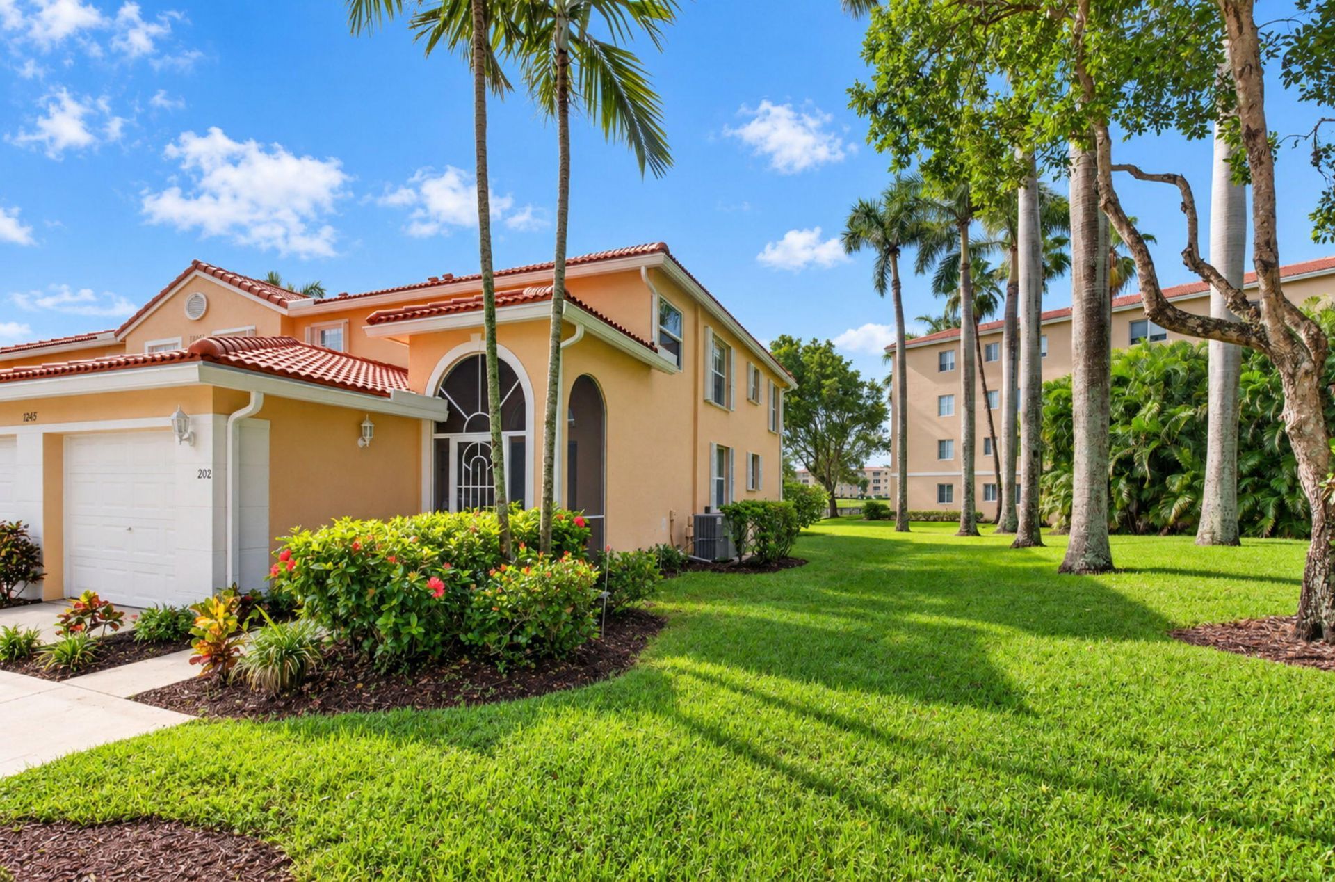 12467 Crystal Pointe Drive, Unit 202, Boynton Beach, FL 33437 Photo