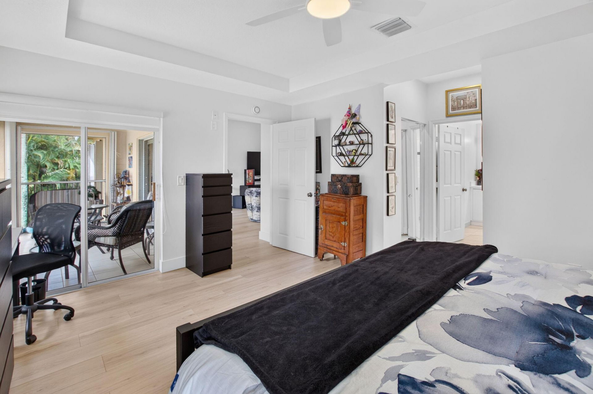 12467 Crystal Pointe Drive, Unit 202, Boynton Beach, FL 33437 Photo