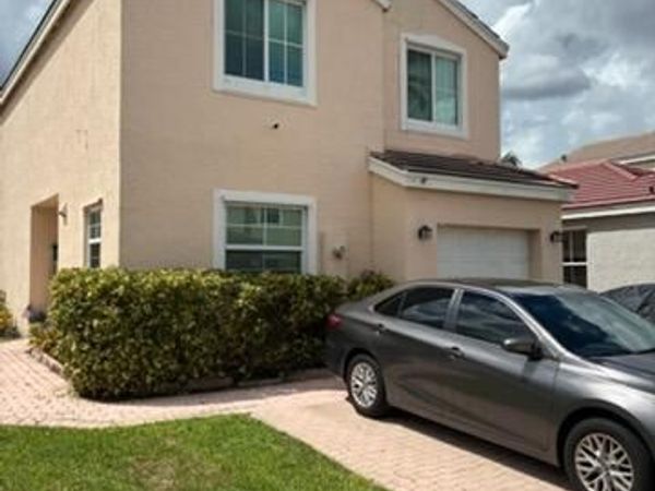 3305 APACHE Lane, Margate, FL 33063