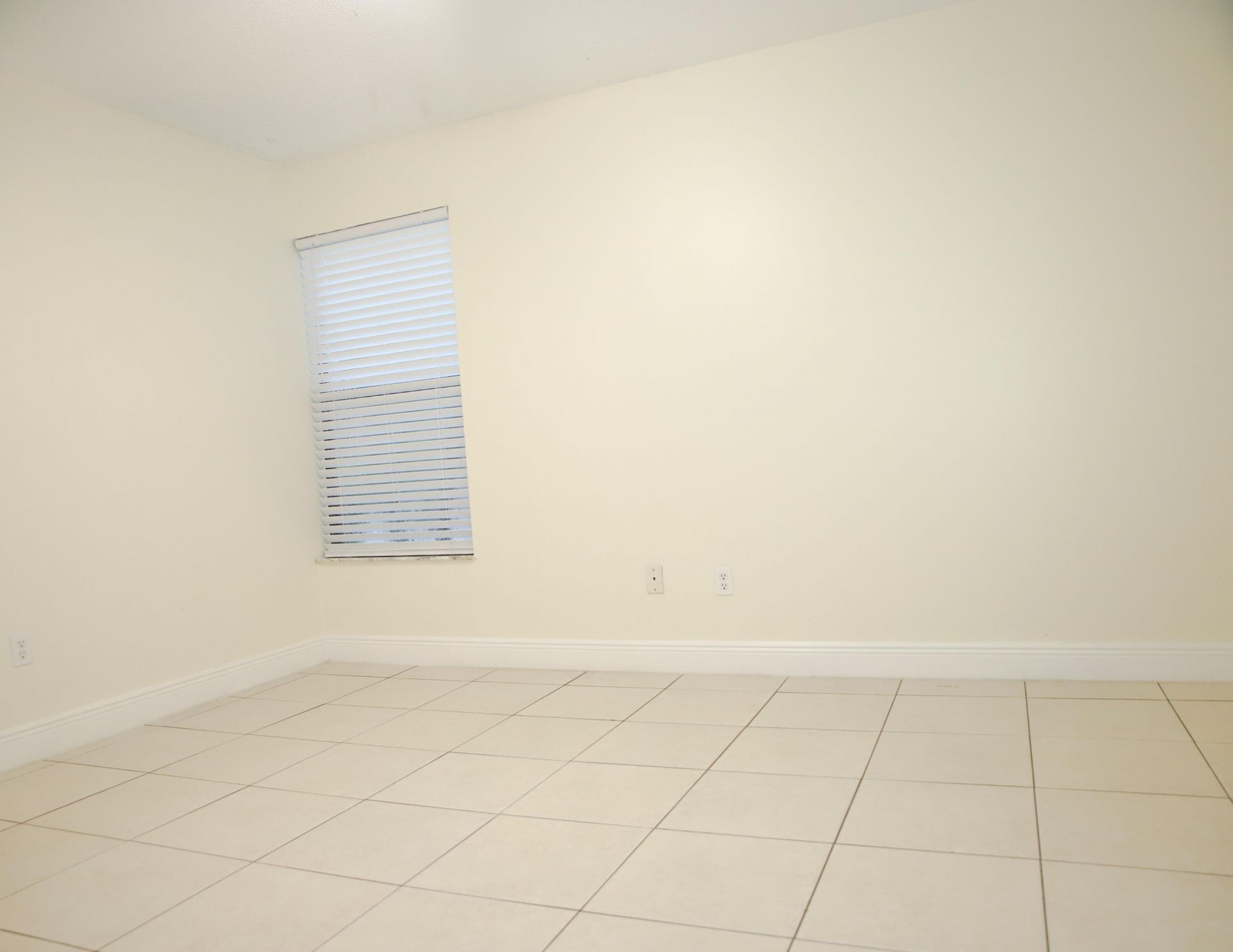 2007 W Lakeview Drive W, Royal Palm Beach, FL 33411 Photo