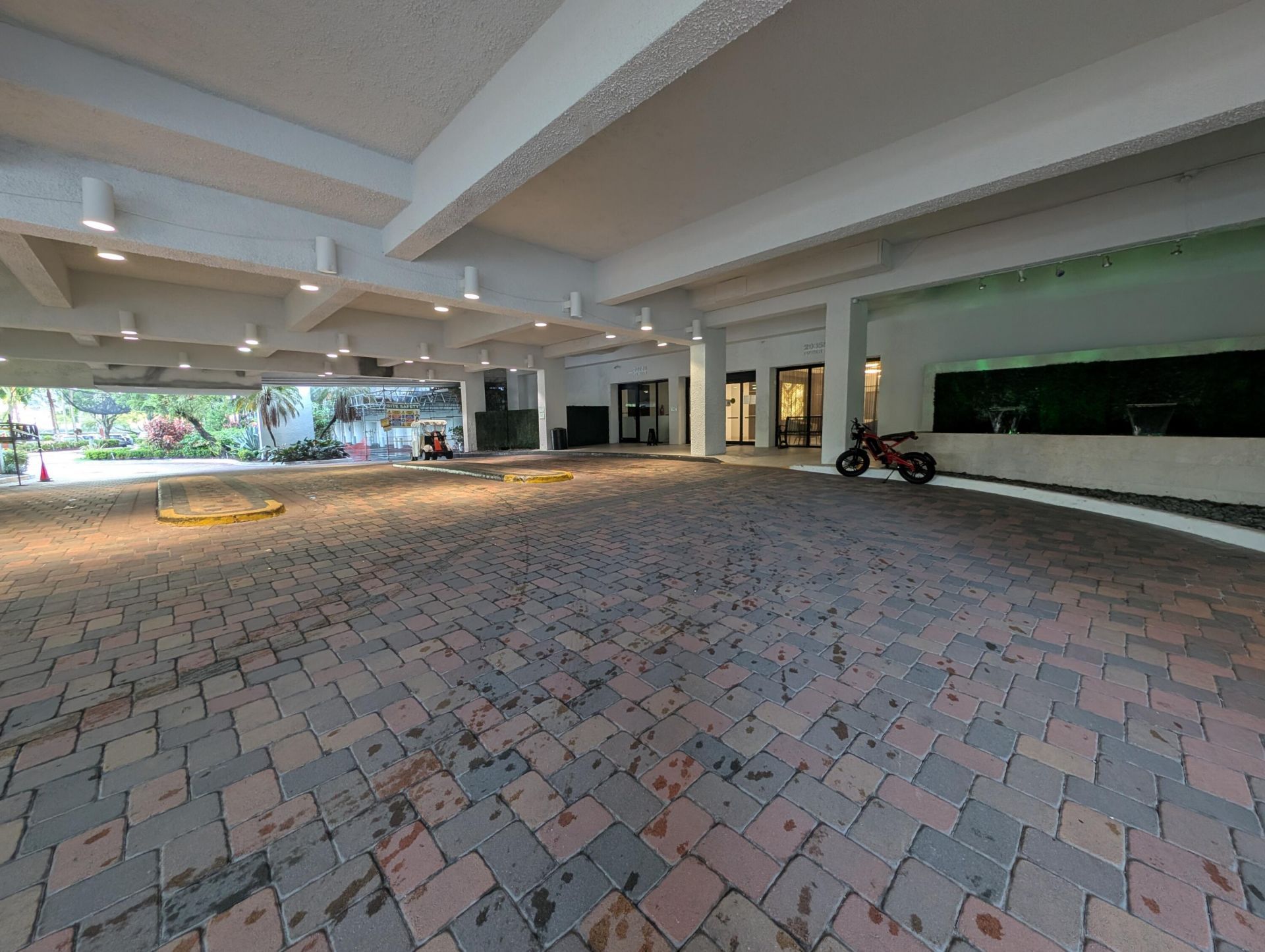 20225 NE 34th Court, Unit 217, Aventura, FL 33180 Photo