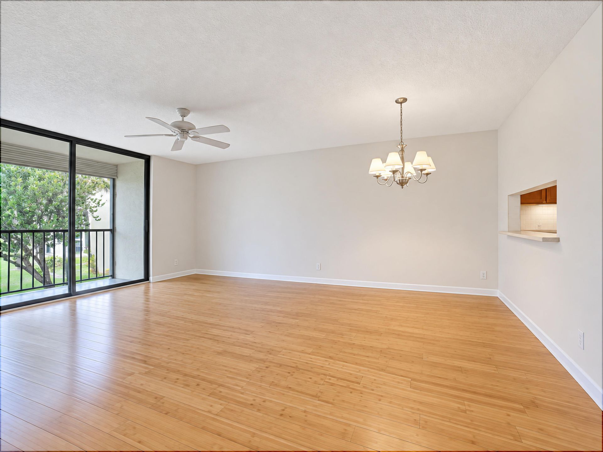 5340 Las Verdes Circle, Unit 202, Delray Beach, FL 33484 Photo