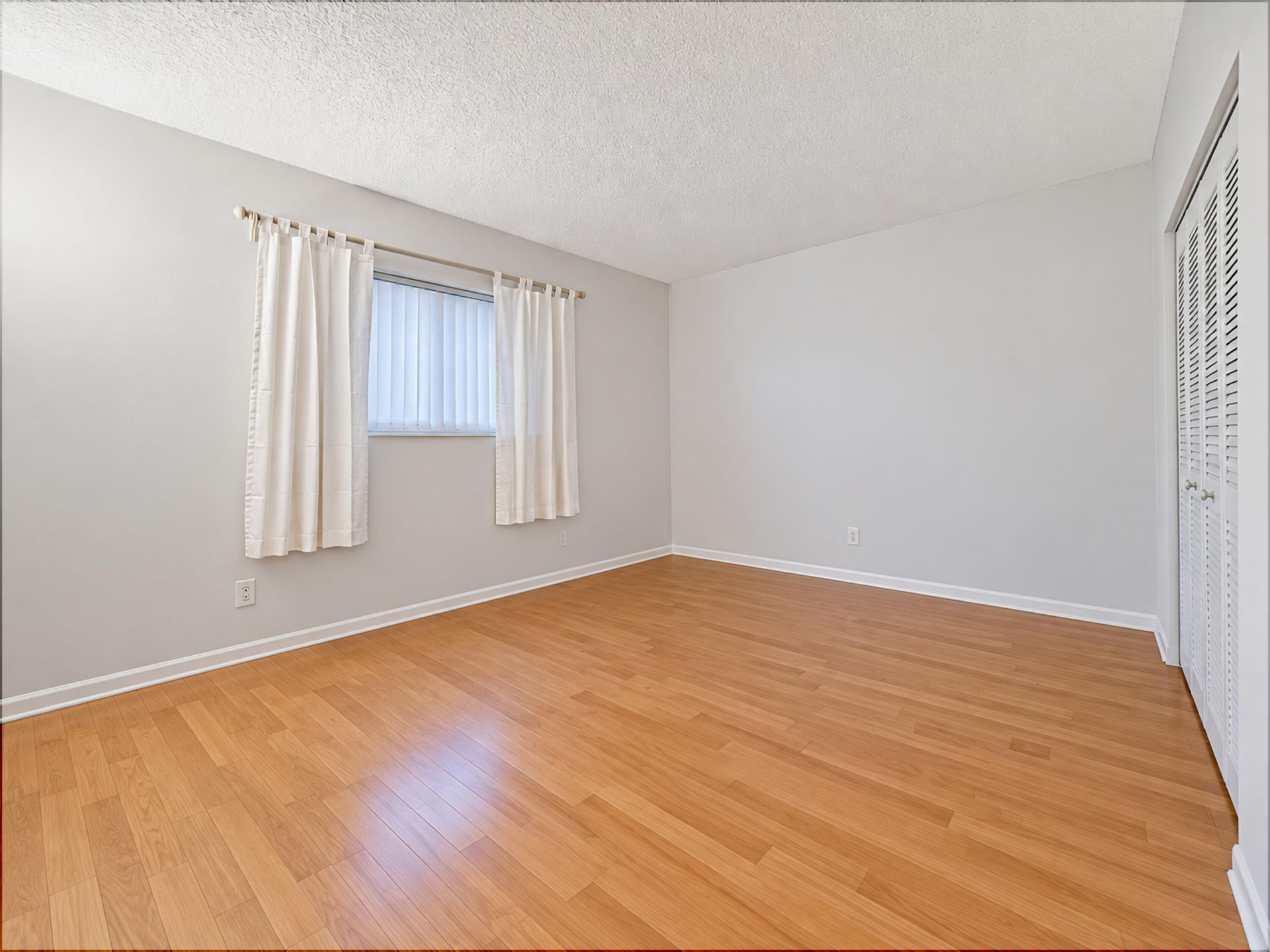 5340 Las Verdes Circle, Unit 202, Delray Beach, FL 33484 Photo