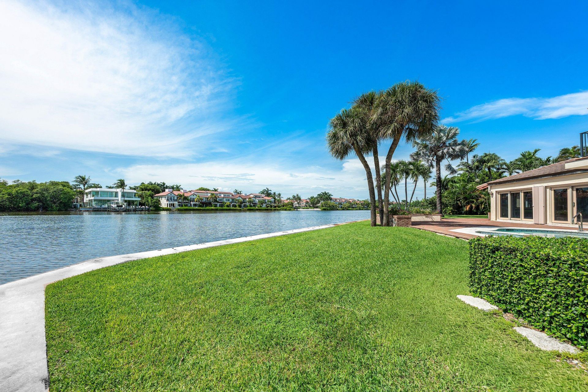 11 N Hidden Harbour Drive, Gulf Stream, FL 33483 Photo
