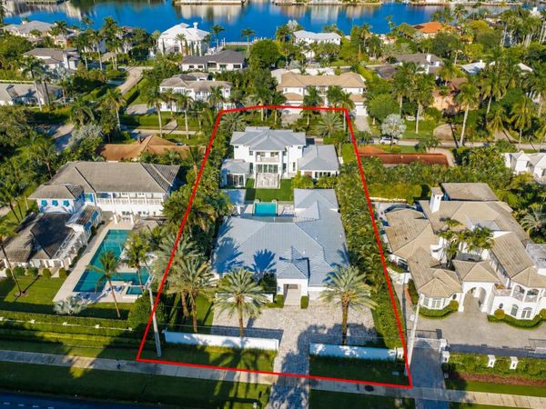 944 S Ocean Boulevard, Delray Beach, FL 33483