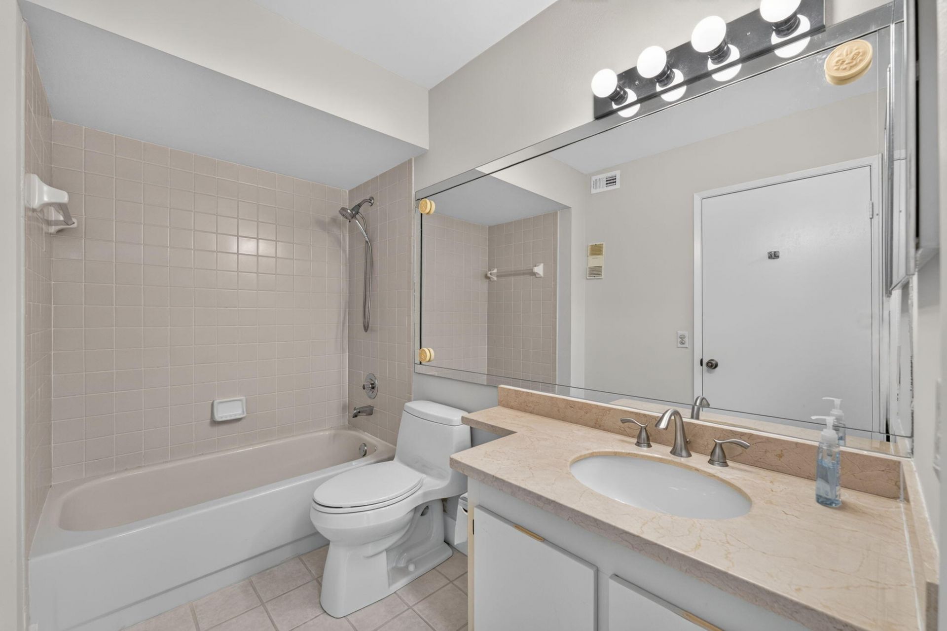 18800 Haywood Terrace, Unit 7, Boca Raton, FL 33496 Photo