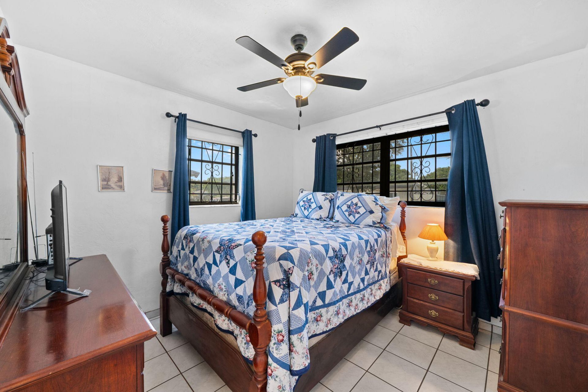 3850 NW 169th Terrace, Miami Gardens, FL 33056 Photo