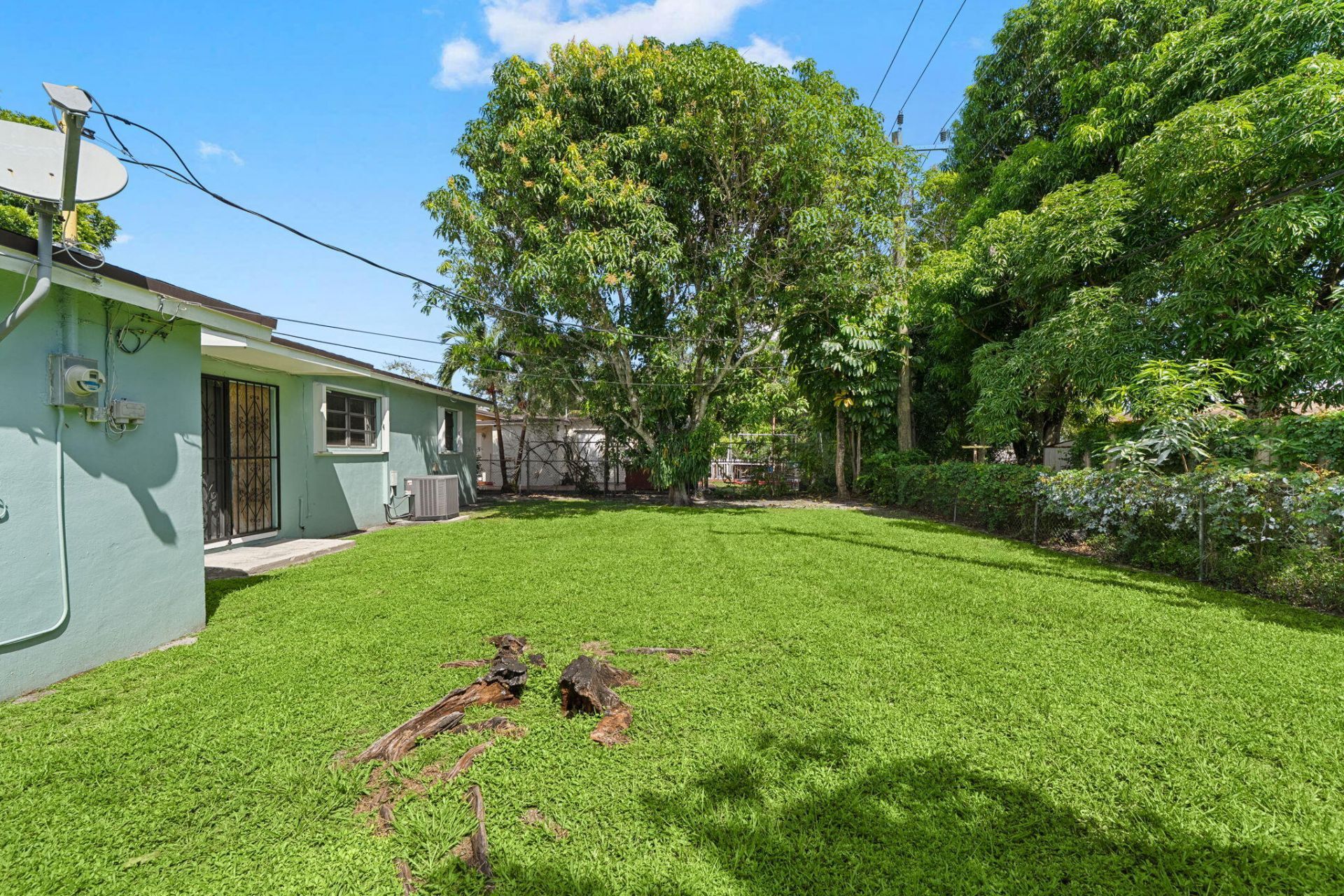 3850 NW 169th Terrace, Miami Gardens, FL 33056 Photo