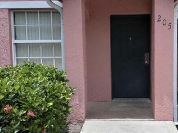 162 SW Peacock Boulevard, Unit 205, Port St. Lucie, FL 34986