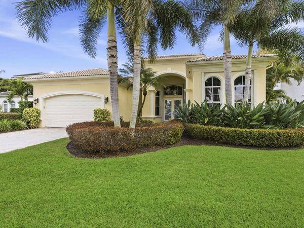 401 VIA PLACITA, Palm Beach Gardens, FL 33418
