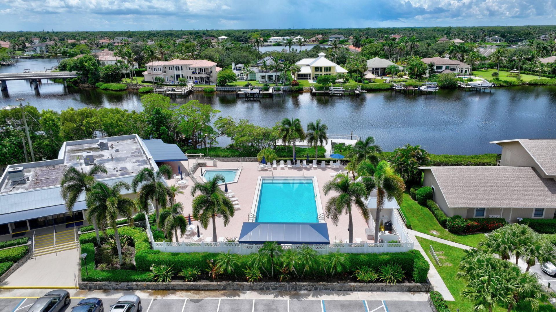 18449 SE Wood Haven Lane, Unit E, Jupiter, FL 33469 Photo