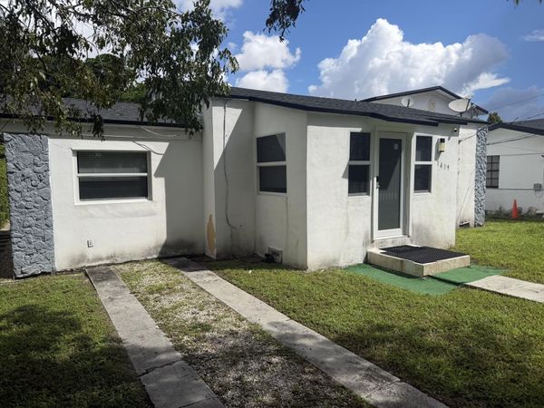 1419 NW 44TH Street, Unit 1, Miami, FL 33142