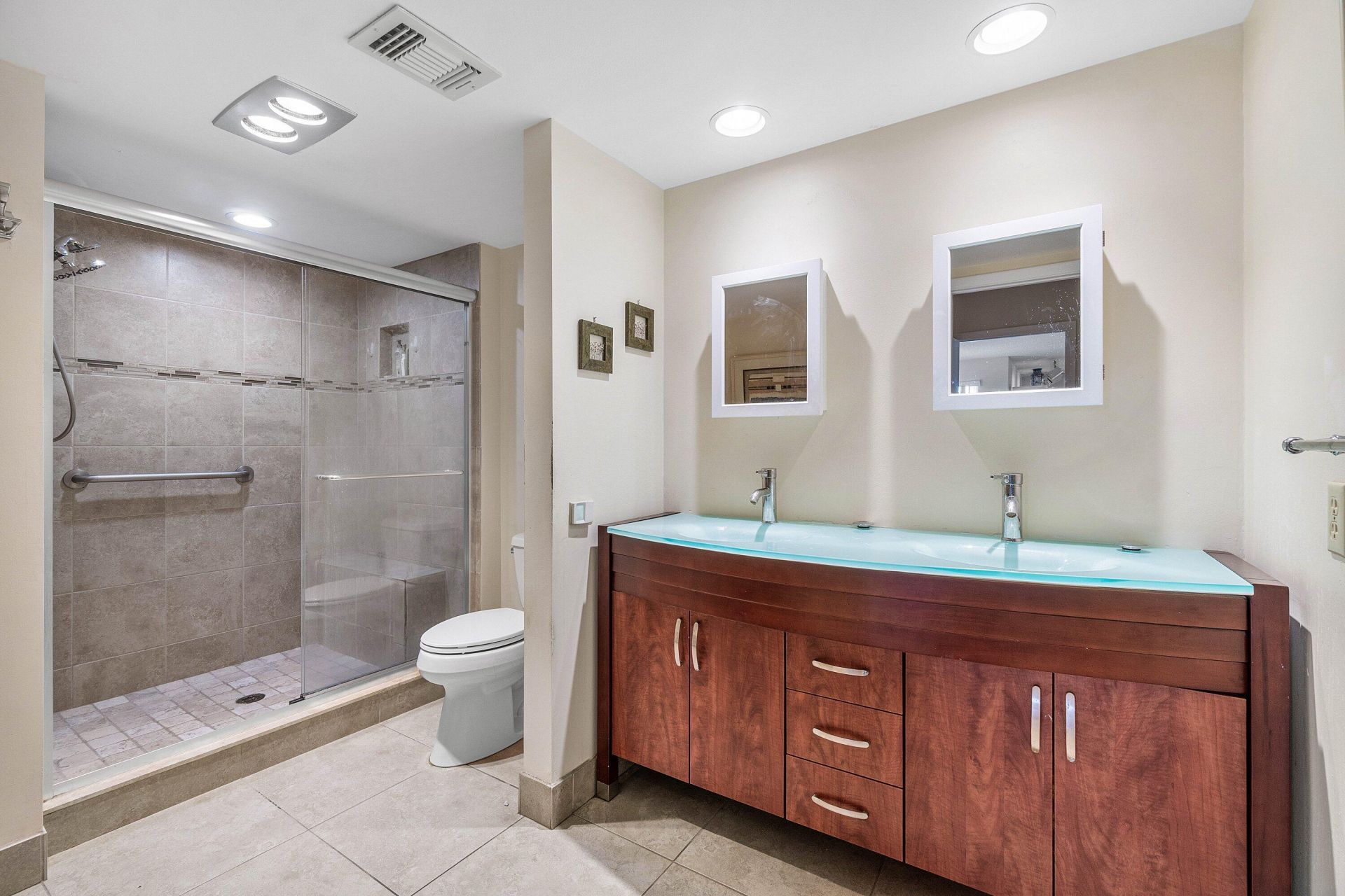 37 Stratford Lane W, Unit D, Boynton Beach, FL 33436 Photo