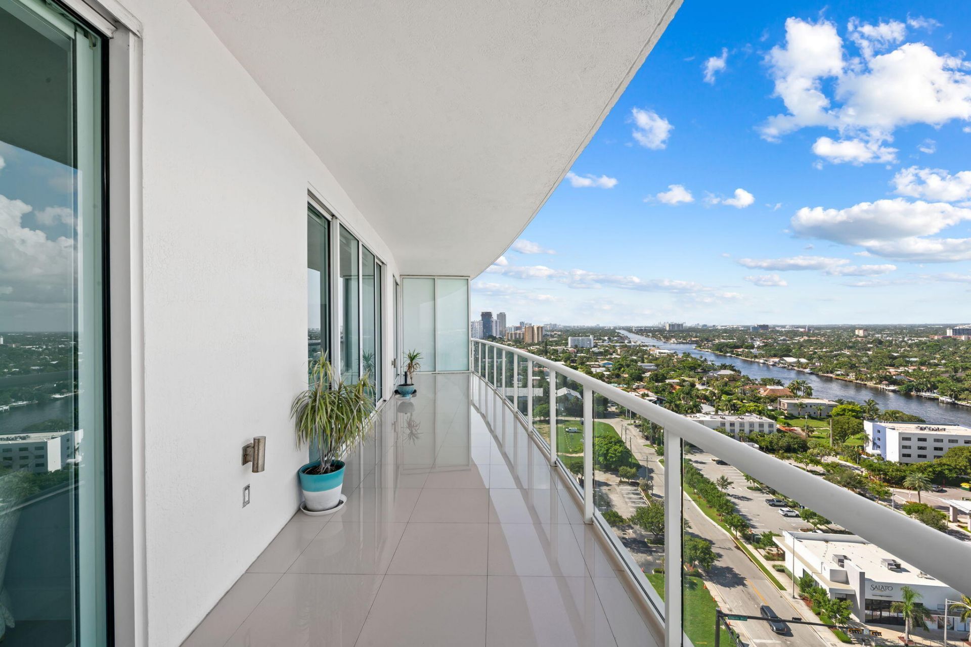 1 N Ocean Boulevard, Unit 1713, Pompano Beach, FL 33062 Photo