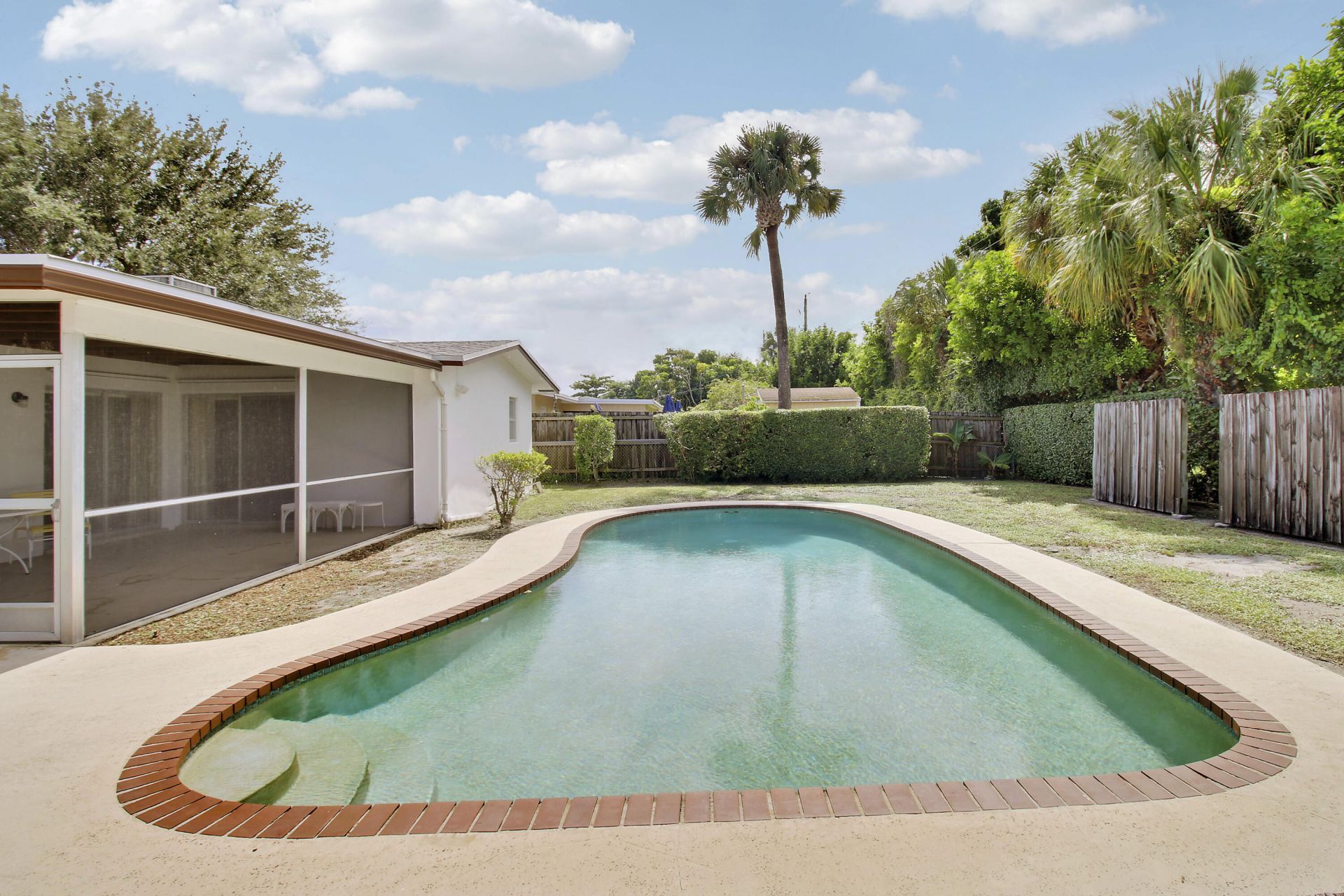 313 Balsam Street, Palm Beach Gardens, FL 33410 Photo