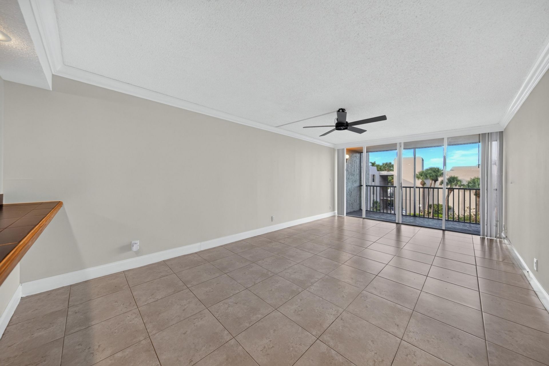 6 Royal Palm Way, Unit 307, Boca Raton, FL 33432 Photo