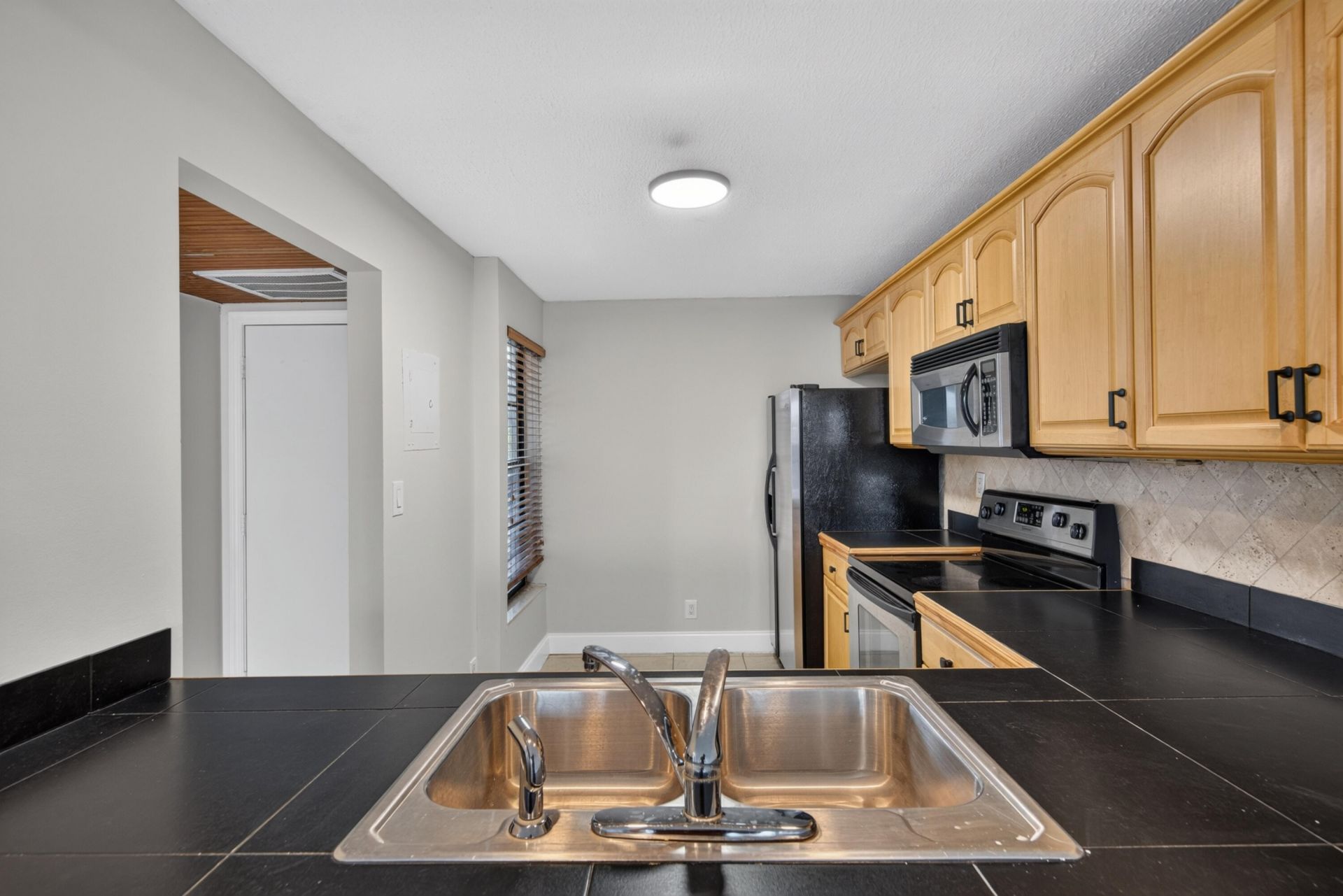 6 Royal Palm Way, Unit 307, Boca Raton, FL 33432 Photo