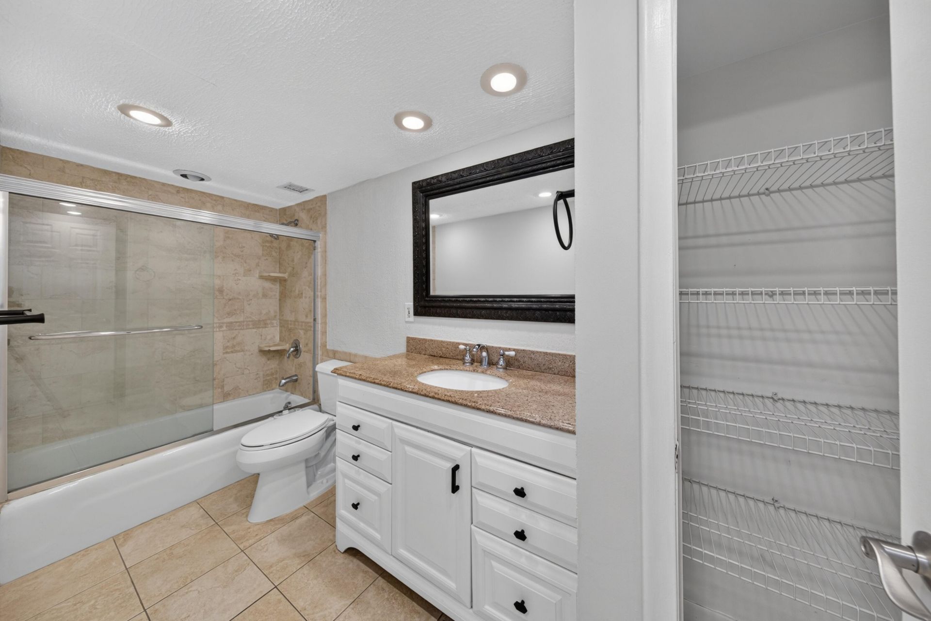 6 Royal Palm Way, Unit 307, Boca Raton, FL 33432 Photo