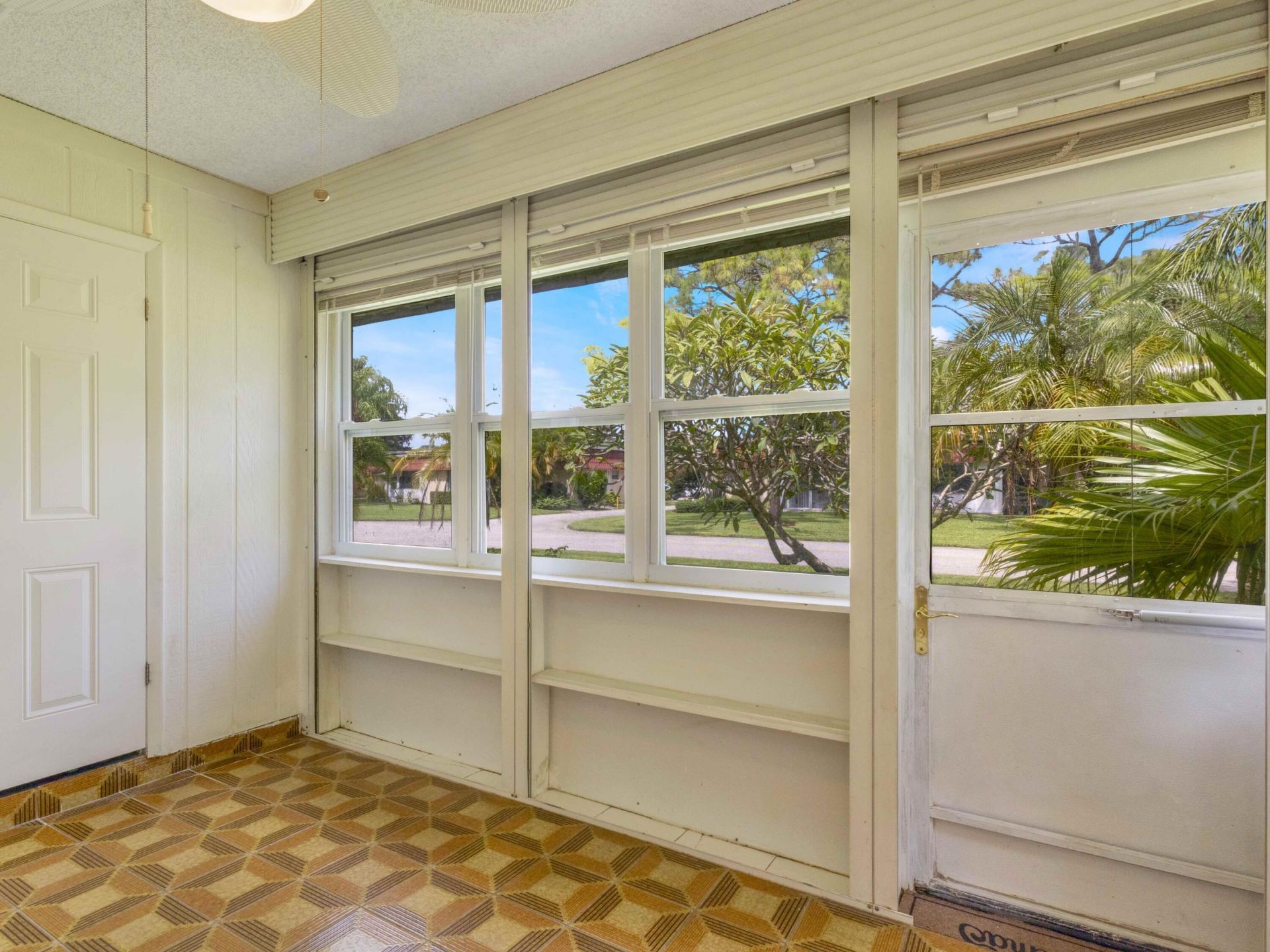 857 Worcester Lane, Unit B, Lake Worth, FL 33467 Photo