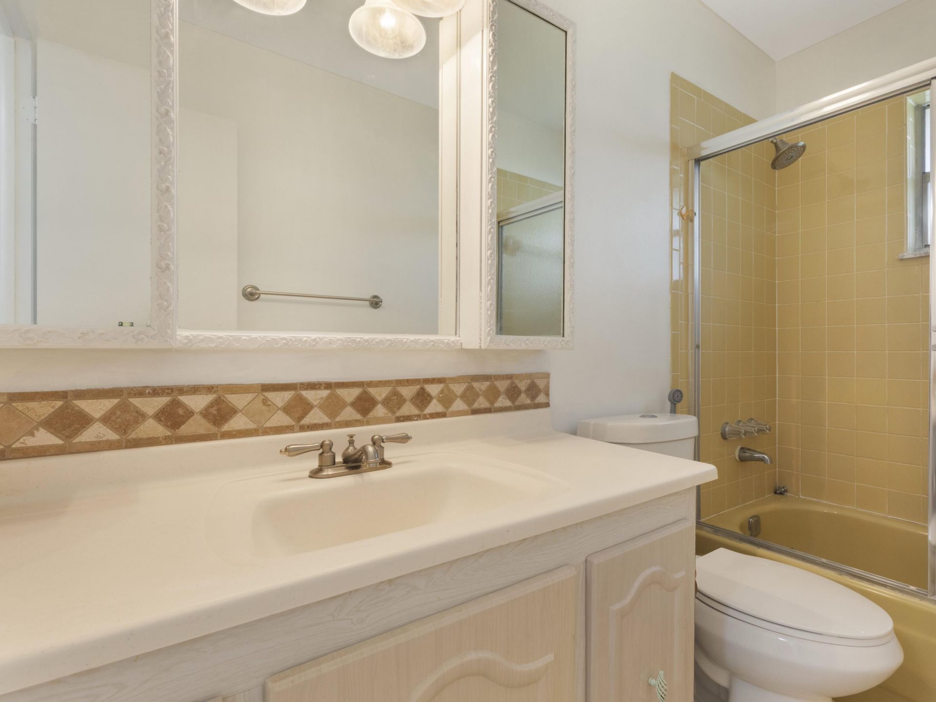 857 Worcester Lane, Unit B, Lake Worth, FL 33467 Photo