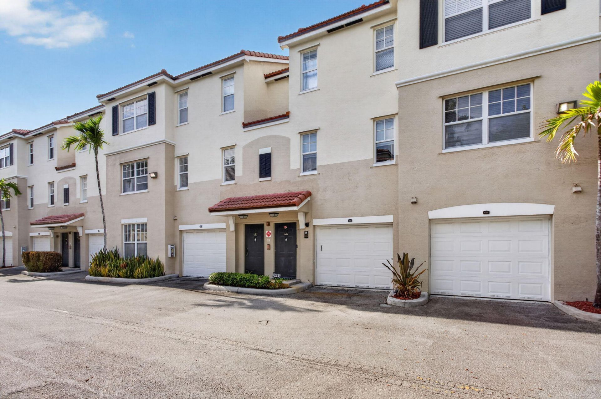 5880 W Sample Road, Unit 206, Coral Springs, FL 33067 Photo