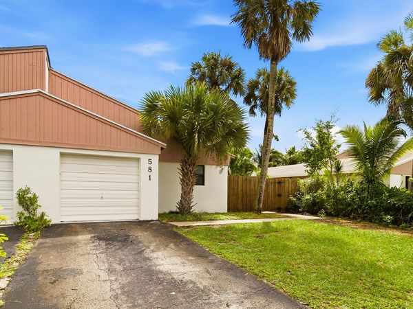 581 NW 47TH Avenue, Delray Beach, FL 33445